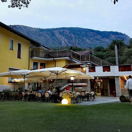 מונז'ובט Hotel Castello מראה חיצוני תמונה