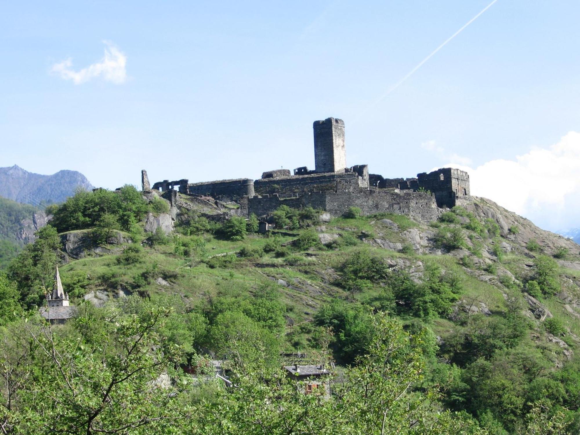 מונז'ובט Hotel Castello מראה חיצוני תמונה