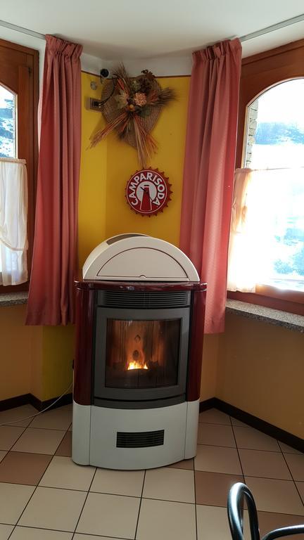 מונז'ובט Hotel Castello מראה חיצוני תמונה