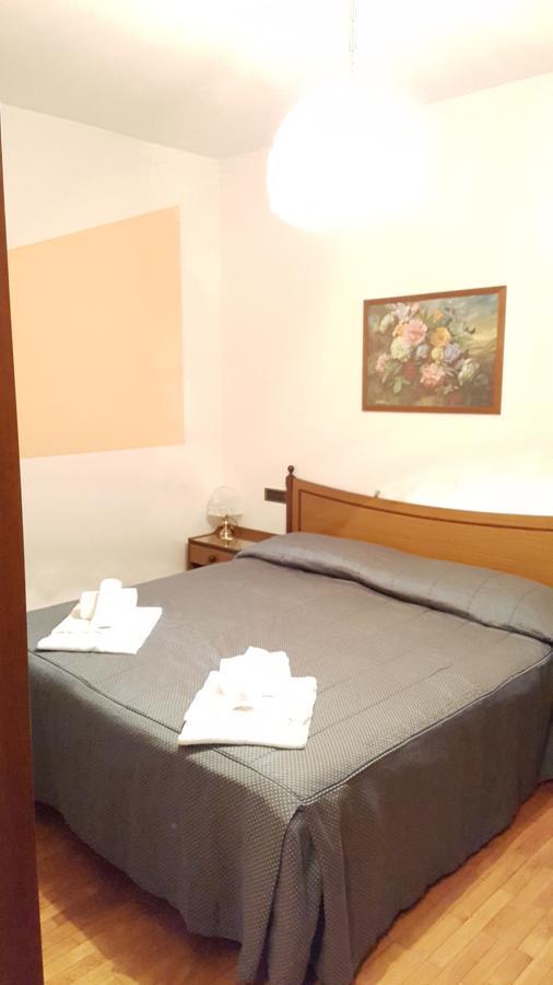 מונז'ובט Hotel Castello מראה חיצוני תמונה